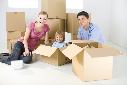 Customer booking storage service at Stmargarets Storage
